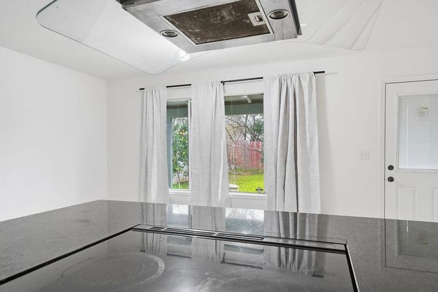 104 Wildflower Dr, Galt, CA 95632