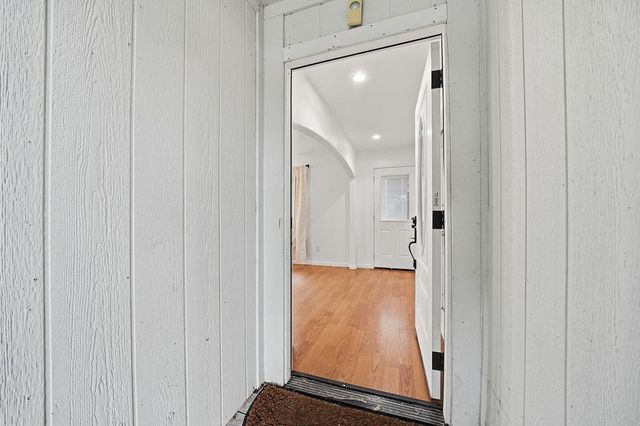 104 Wildflower Dr, Galt, CA 95632