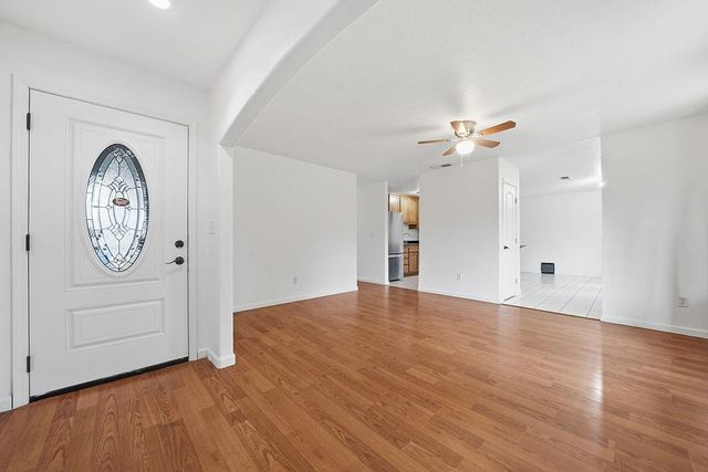 104 Wildflower Dr, Galt, CA 95632