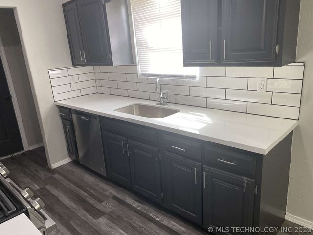 28593 E 139th Street S, Coweta, OK 74429