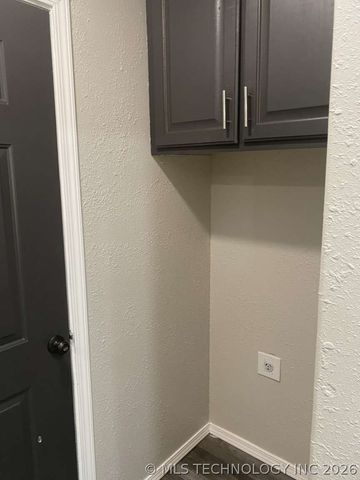 28593 E 139th Street S, Coweta, OK 74429