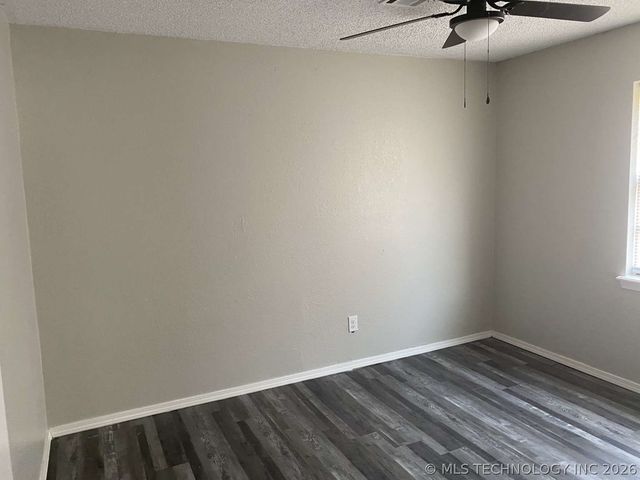 28593 E 139th Street S, Coweta, OK 74429