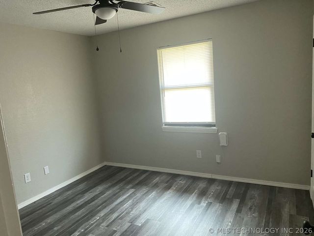 28593 E 139th Street S, Coweta, OK 74429