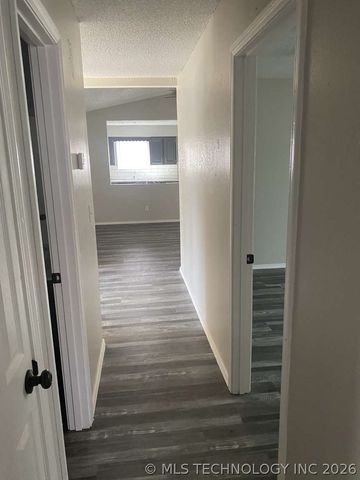 28593 E 139th Street S, Coweta, OK 74429