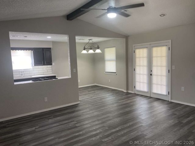 28593 E 139th Street S, Coweta, OK 74429