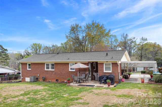 2432 Lynn Drive, Gastonia, NC 28054