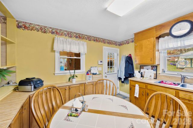 2432 Lynn Drive, Gastonia, NC 28054