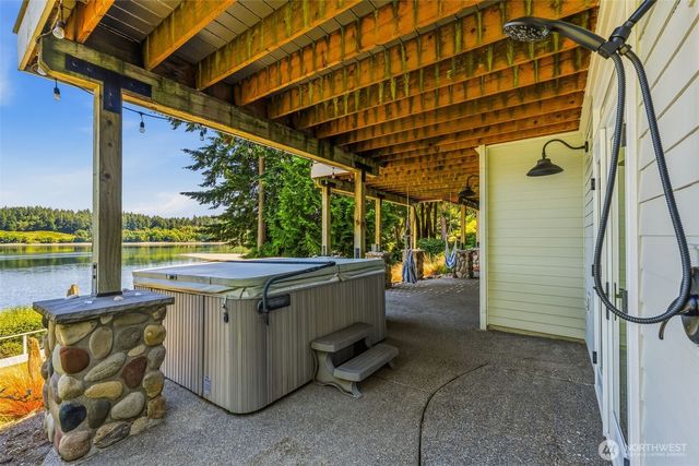 3709 140th Avenue SW, Lakebay, WA 98349