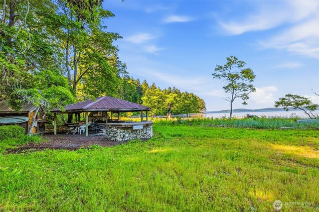 3709 140th Avenue SW, Lakebay, WA 98349