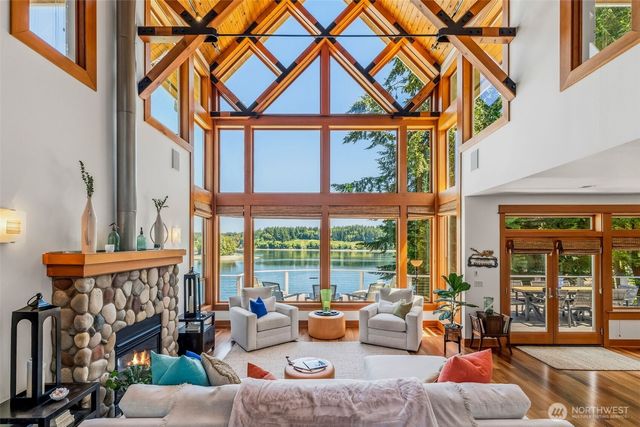 3709 140th Avenue SW, Lakebay, WA 98349