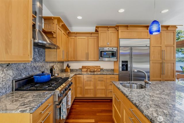 3709 140th Avenue SW, Lakebay, WA 98349