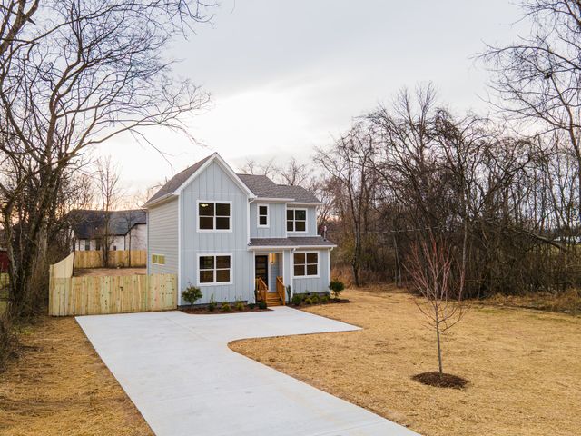 809 Swinging Bridge Rd, Old Hickory, TN 37138