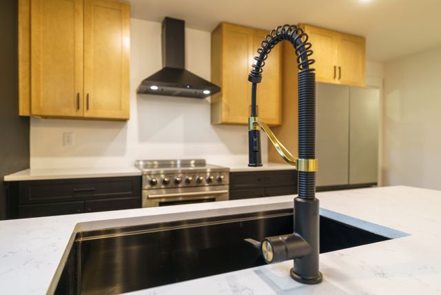 809 Swinging Bridge Rd, Old Hickory, TN 37138