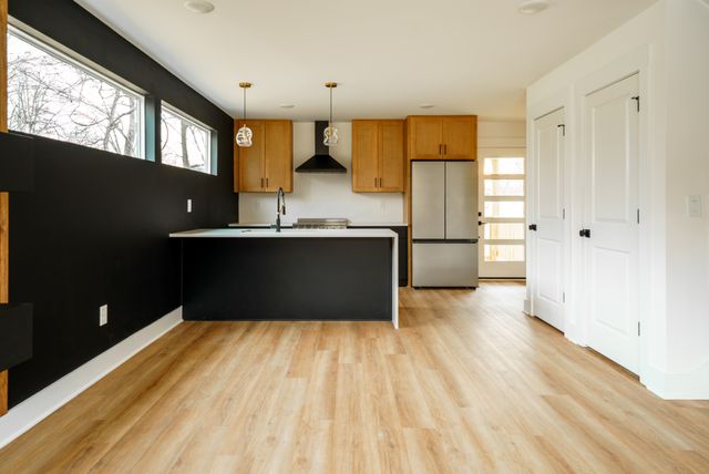 809 Swinging Bridge Rd, Old Hickory, TN 37138