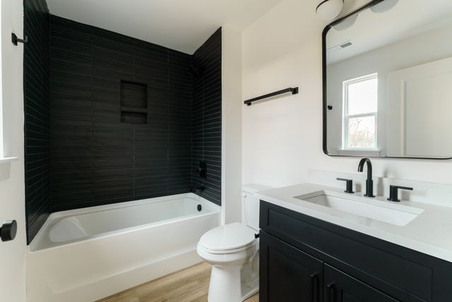 809 Swinging Bridge Rd, Old Hickory, TN 37138