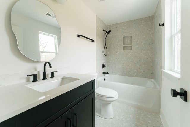 809 Swinging Bridge Rd, Old Hickory, TN 37138