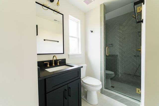 809 Swinging Bridge Rd, Old Hickory, TN 37138