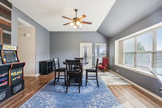 8308 Spitfire Trail, Aubrey, TX 76227