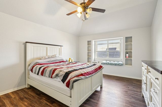 8308 Spitfire Trail, Aubrey, TX 76227