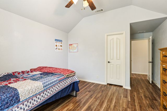 8308 Spitfire Trail, Aubrey, TX 76227