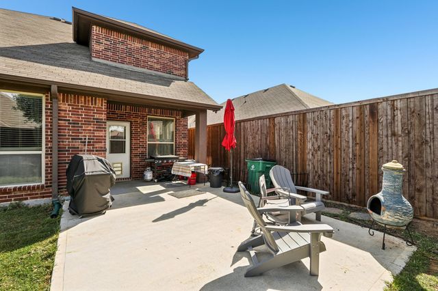 8308 Spitfire Trail, Aubrey, TX 76227