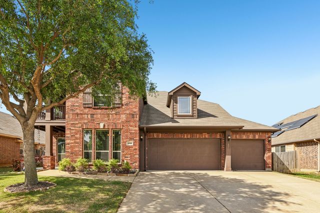 8308 Spitfire Trail, Aubrey, TX 76227