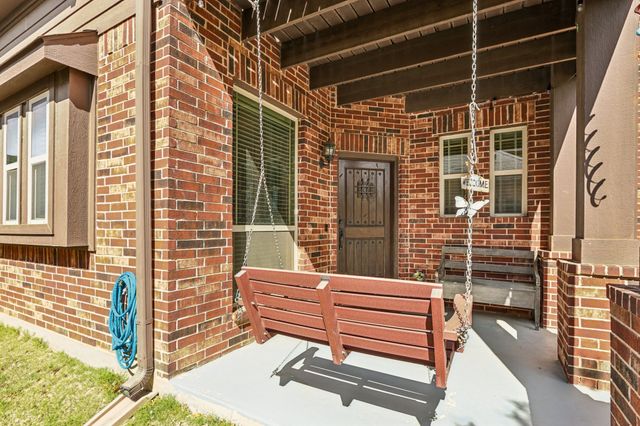 8308 Spitfire Trail, Aubrey, TX 76227