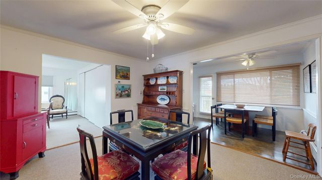 65 A Little Pine Lane, East Quogue, NY 11942