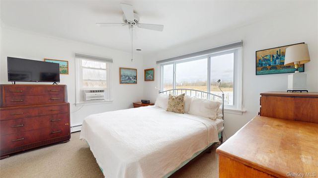 65 A Little Pine Lane, East Quogue, NY 11942