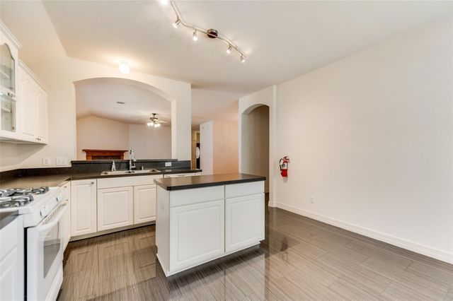 2903 Holly Lane, Wylie, TX 75098