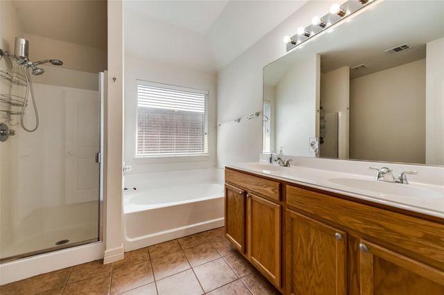 2903 Holly Lane, Wylie, TX 75098