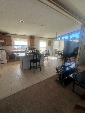 185 Blue Jay Drive, Lynwood, IL 60411