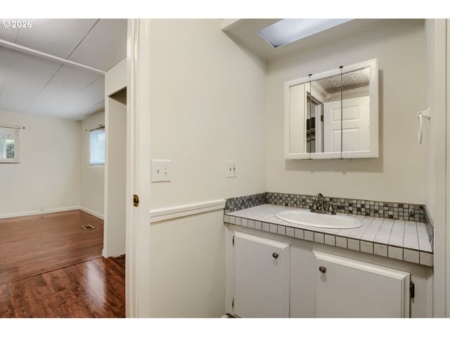 17023 Sw Eldorado Dr, Tigard, OR 97224