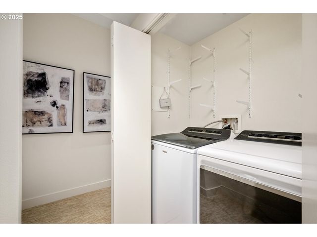 2327 Nw NORTHRUP St 12, Portland, OR 97210