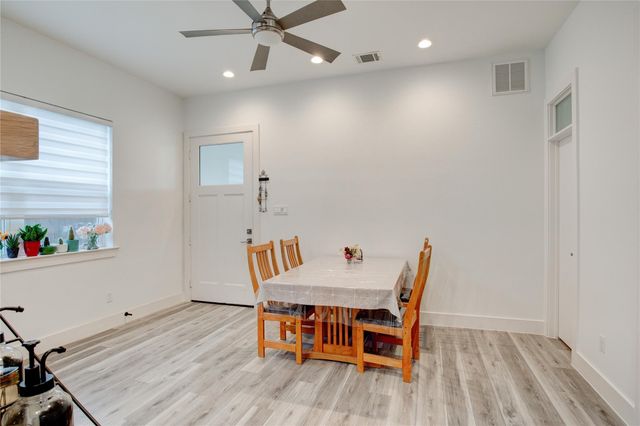 7314 Iwo Jima Road, Houston, TX 77033