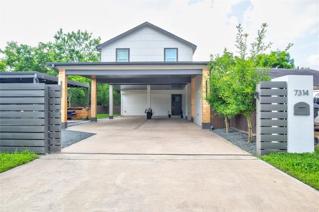 7314 Iwo Jima Road, Houston, TX 77033