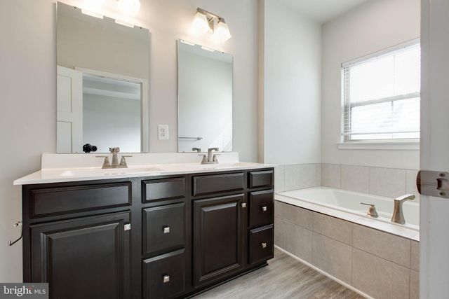 149 LYONS CREEK DR, Laurel, MD 20708