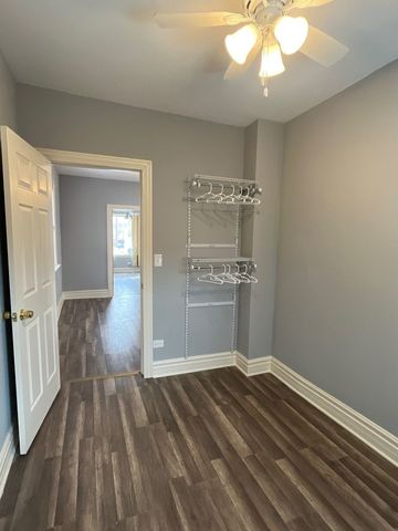 7438 S Champlain Avenue, Chicago, IL 60619