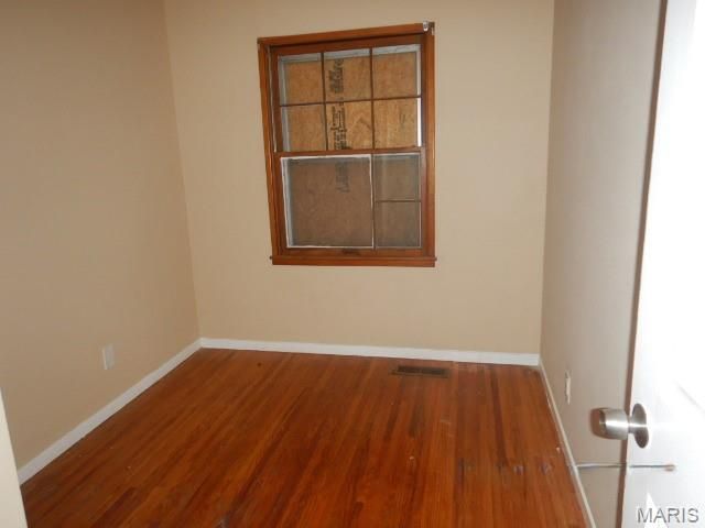 10331 Renfrew Drive, St Louis, MO 63137