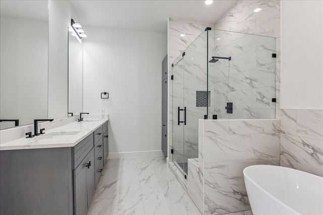 9426 Campbell Road A, Houston, TX 77080