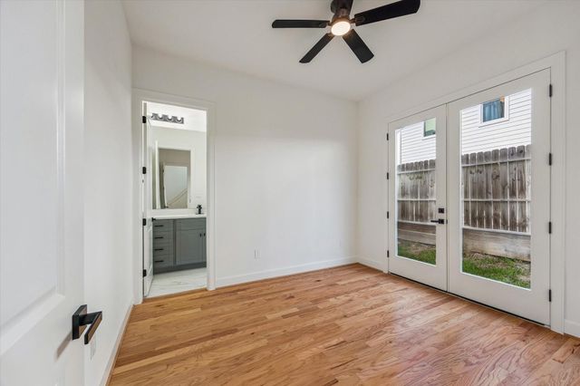 9426 Campbell Road A, Houston, TX 77080