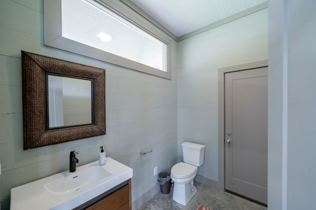 609 Cherokee Ave, Fayetteville, TN 37334
