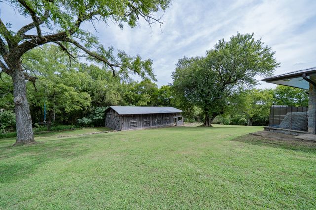 609 Cherokee Ave, Fayetteville, TN 37334