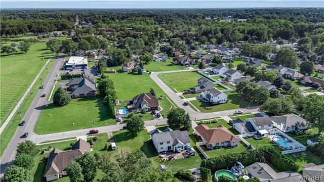 20 Bonner Drive, Lockport City, NY 14094