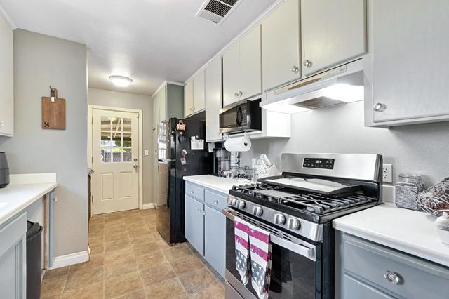 4619 N Clark Street, Fresno, CA 93726