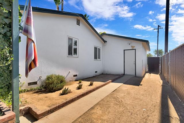 4619 N Clark Street, Fresno, CA 93726