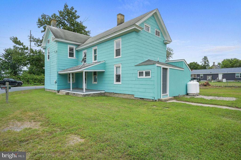 10 S RAILROAD AVE, Greenwood, DE 19950