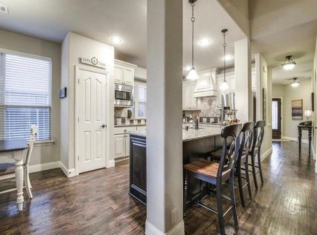8229 Spitfire Trail, Aubrey, TX 76227