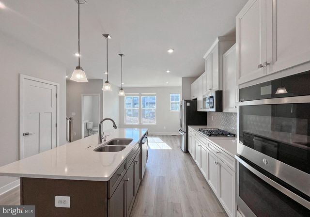 4456 SULFORD TER, Chantilly, VA 20151