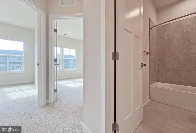4456 SULFORD TER, Chantilly, VA 20151